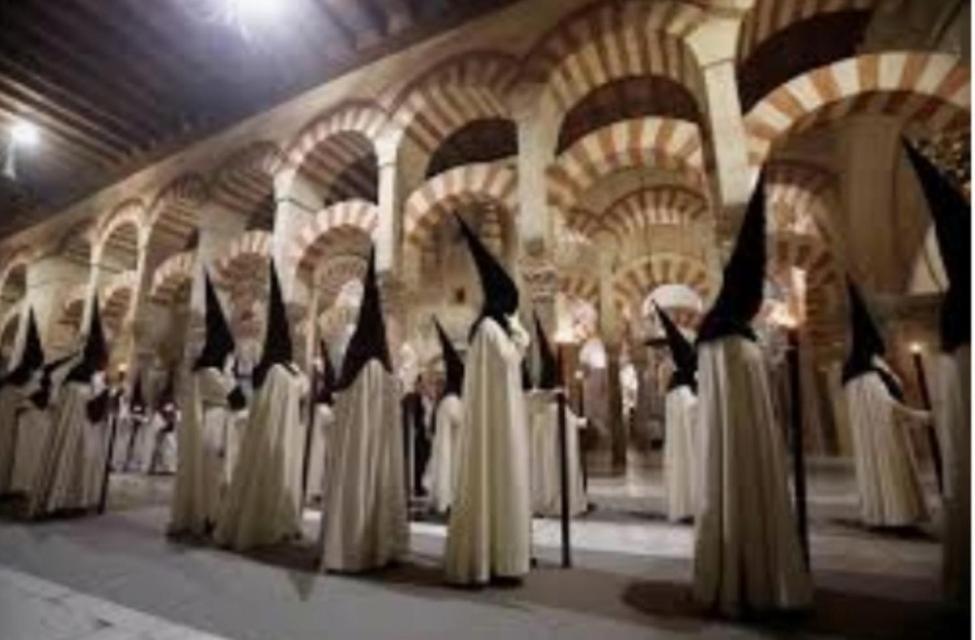 A 20 Metros De La Mezquita Catedral ,Apartamentos Turistico Cespedes 5 Córdoba Kültér fotó