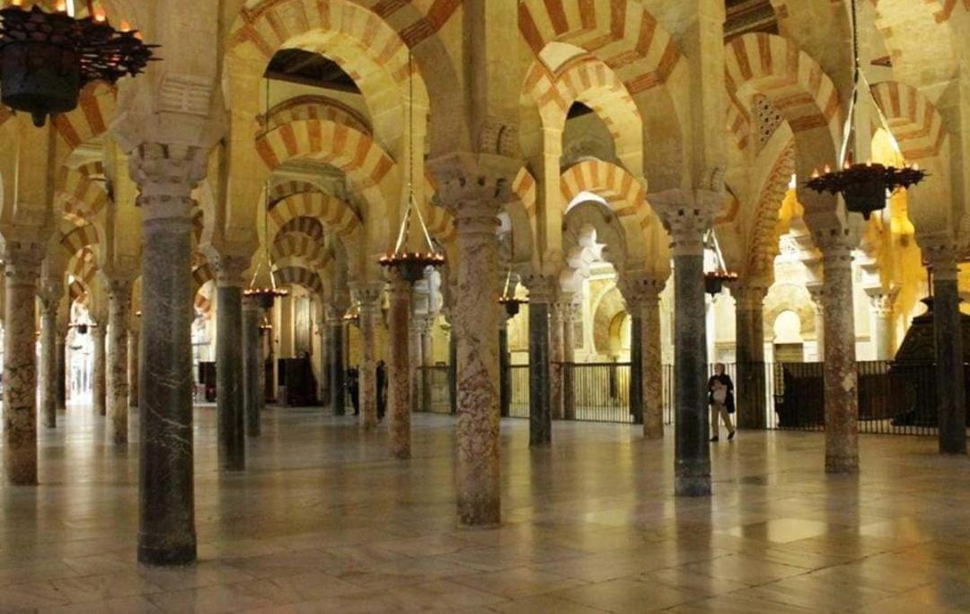 A 20 Metros De La Mezquita Catedral ,Apartamentos Turistico Cespedes 5 Córdoba Kültér fotó